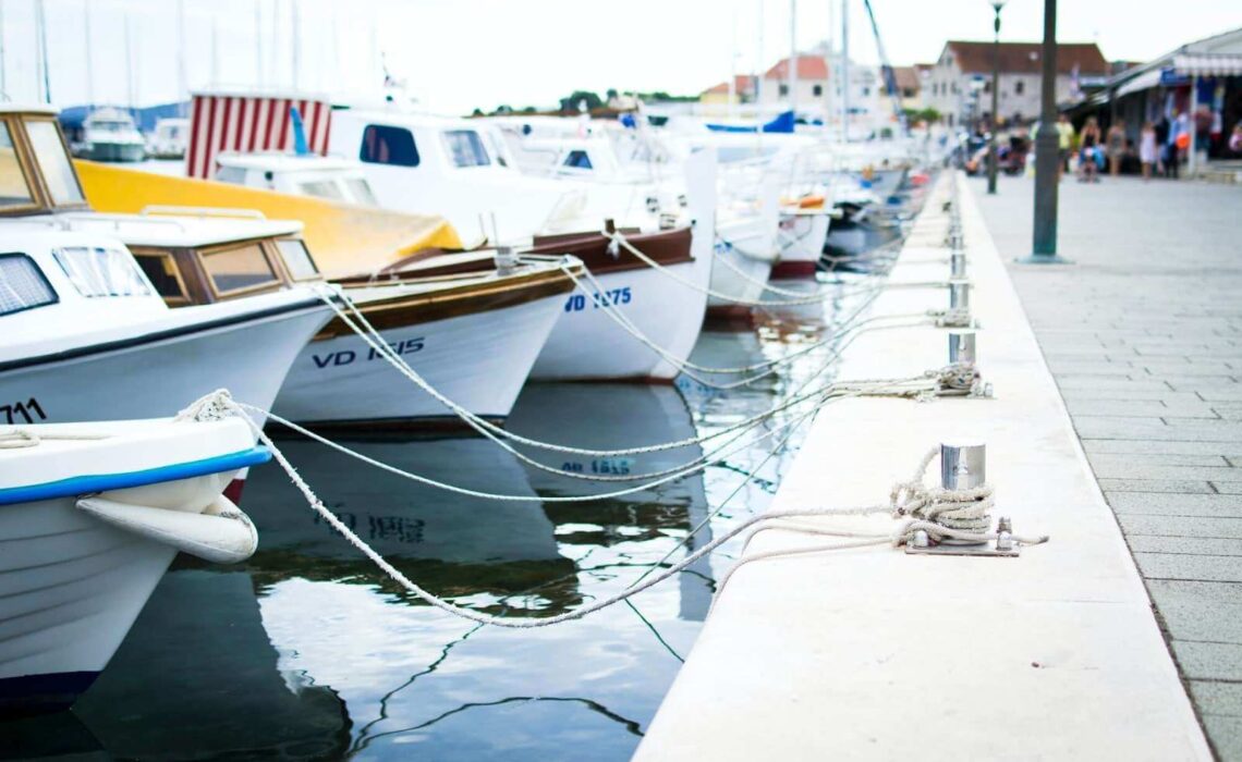 Which Types Of Docks Are Best For A Private Boat?