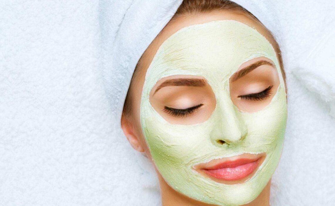 5 Signs Your Facial Skin Health Needs Professional Help