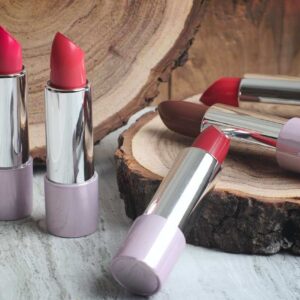 Guide To Lustrous Lipsticks