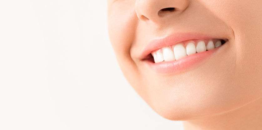 How To Achieve White Teeth In Just 60 Days