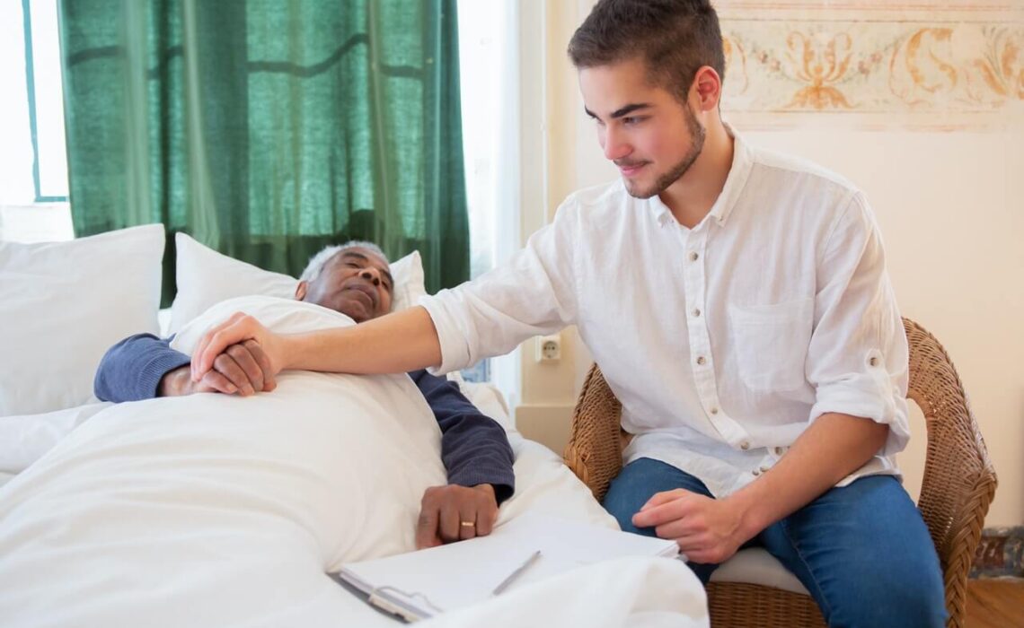 Caring For Elderly Parents: When Should Your Parents Move Into Nursing Facilities?