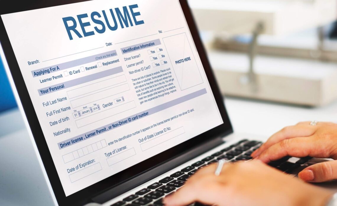 How To Start A Resume Writing Business: Things You Should be Aware