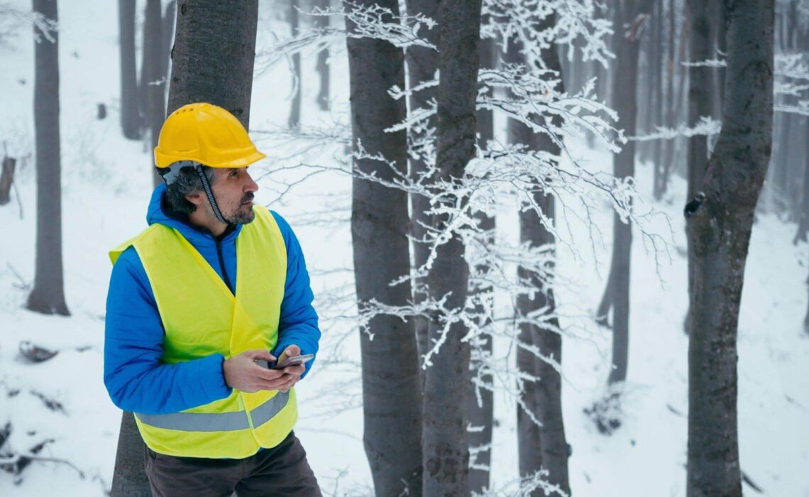 Keeping Outdoor Workers Safe This Winter