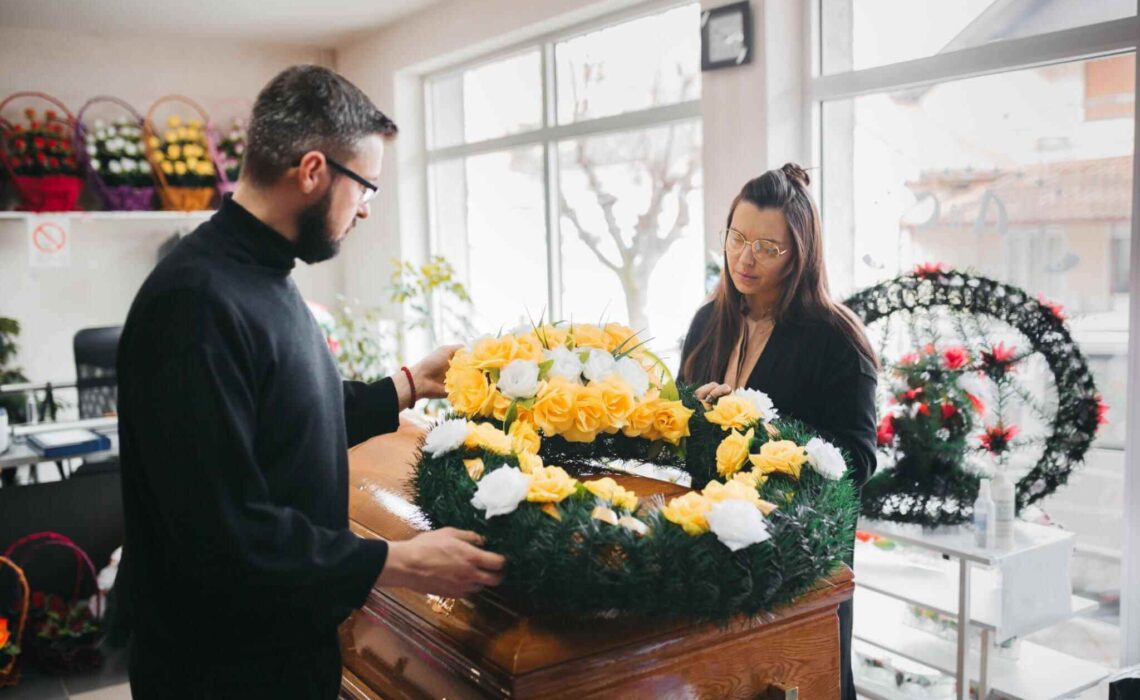 How Does A Family Funeral Service Work?