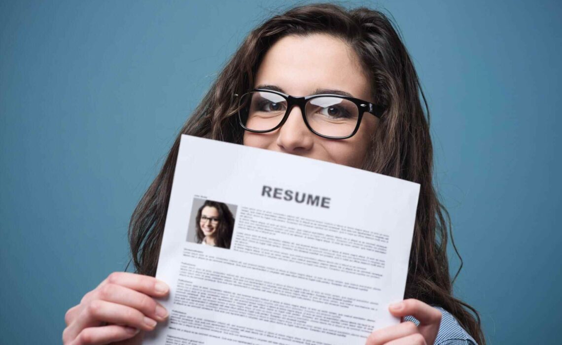 4 Tips To Enhance Your Resume During College
