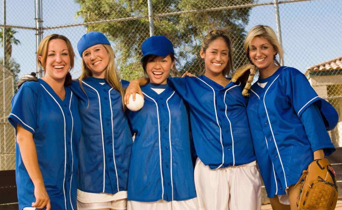 Capturing The Spirit: Tips For Snapping The Ultimate Softball Team Photos