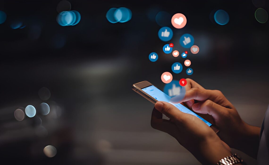 ProgramGeeks Social Media: A Developer’s Guide