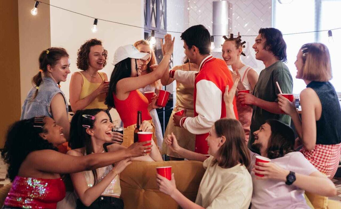 How to Become Known for Throwing the Best House Parties