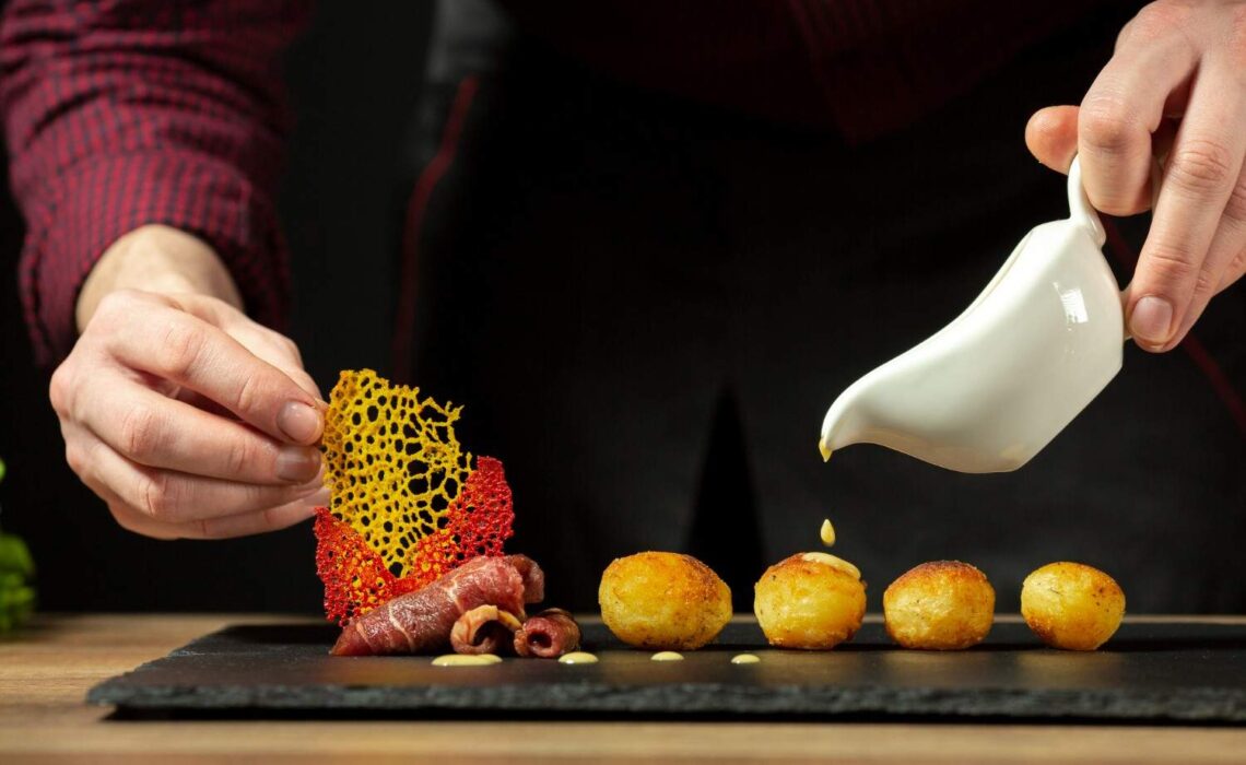 How Exploring Culinary Arts in New York City Enhances Your Gastronomic Experience