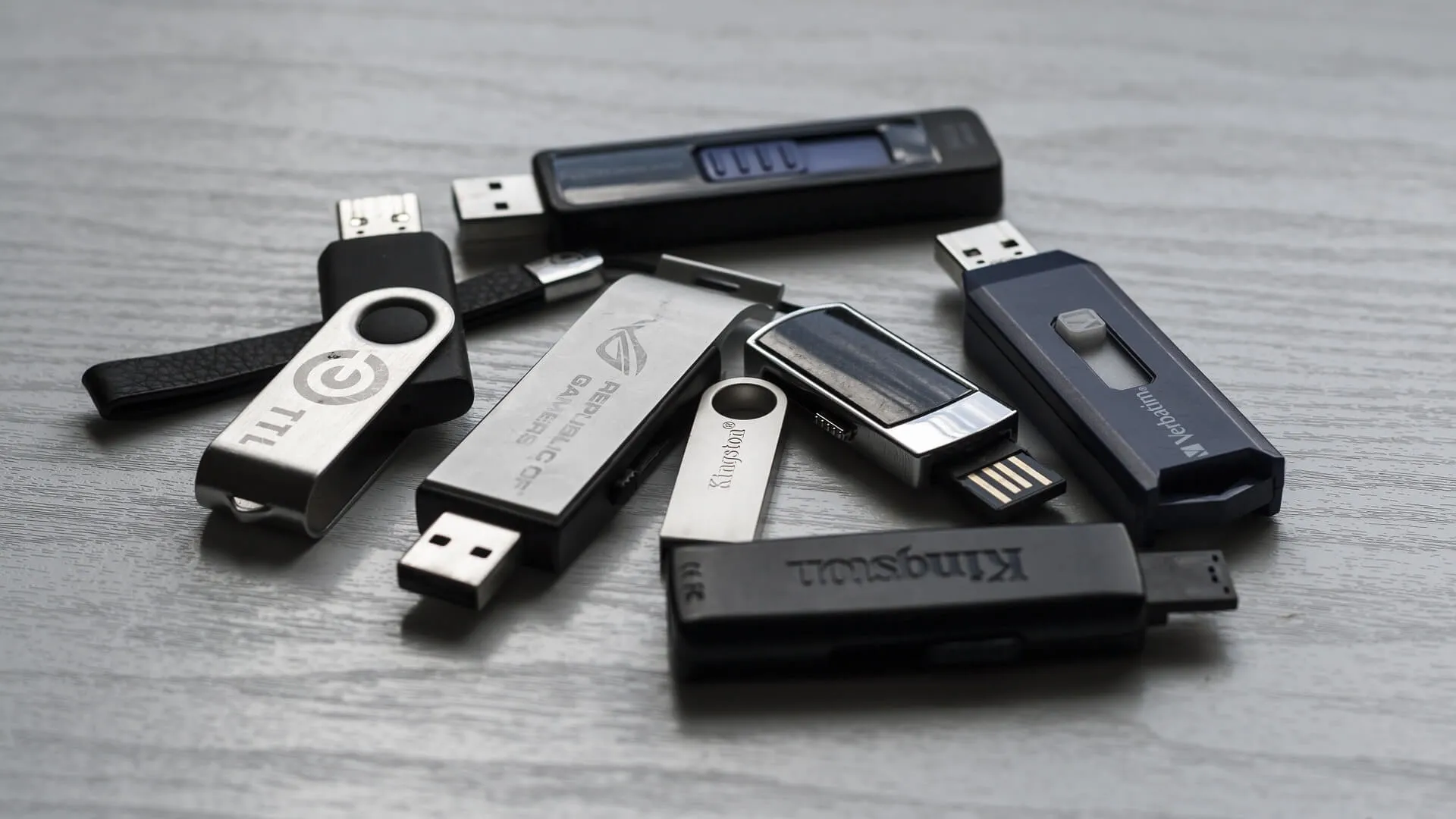 How To Copy Protect USB Drives Tech Blog