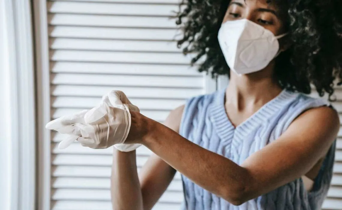 Should Know About Disposable Gloves