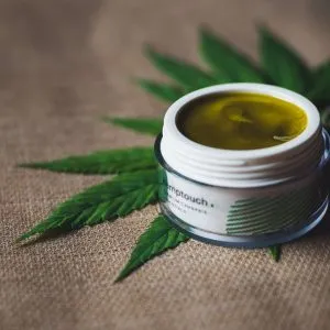Choosing The Right CBD Topical