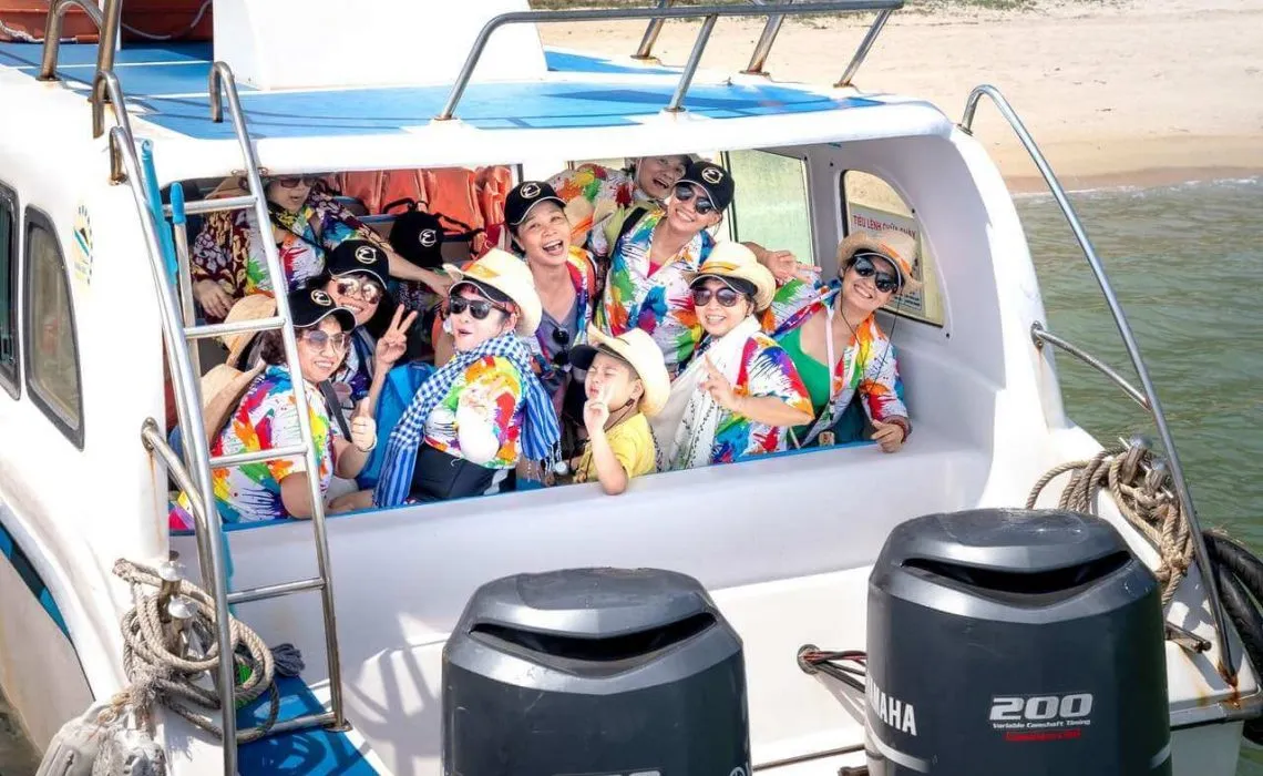 Family-Friendly Boating Activities