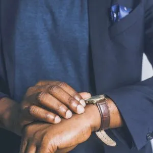 How To Wear A Watch