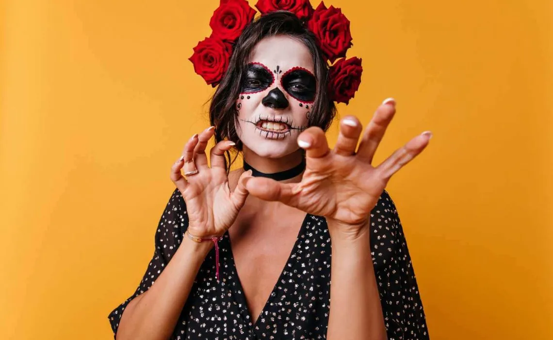 Inspiring Halloween Nail Art Ideas