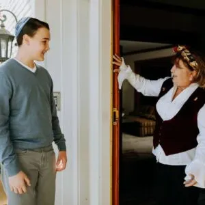 Make Good Impression As A Guest