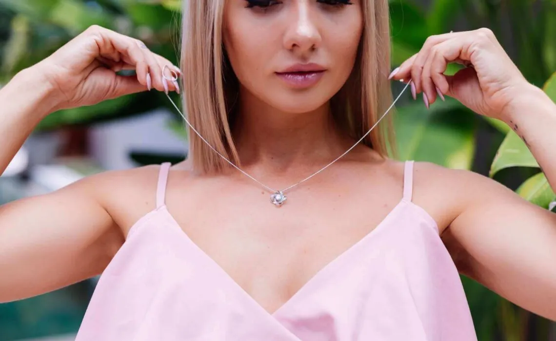 Breast-Milk-Necklace