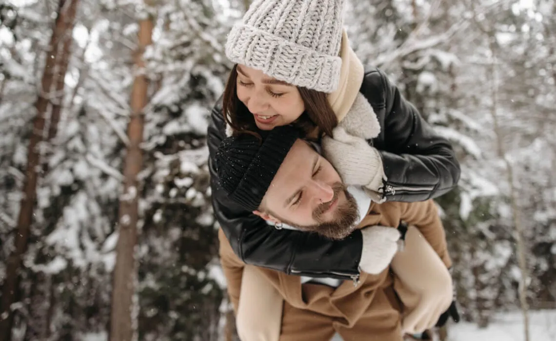 Planning Romantic Cabin Getaways