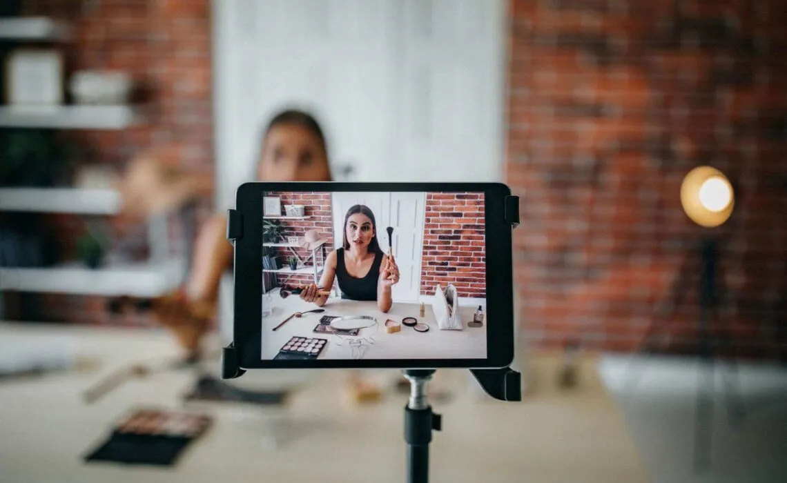 How To Become An Influencer