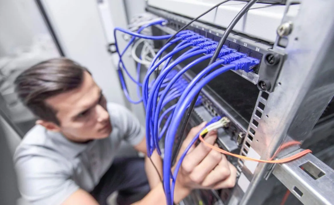 Best Juniper Switches For SMEs