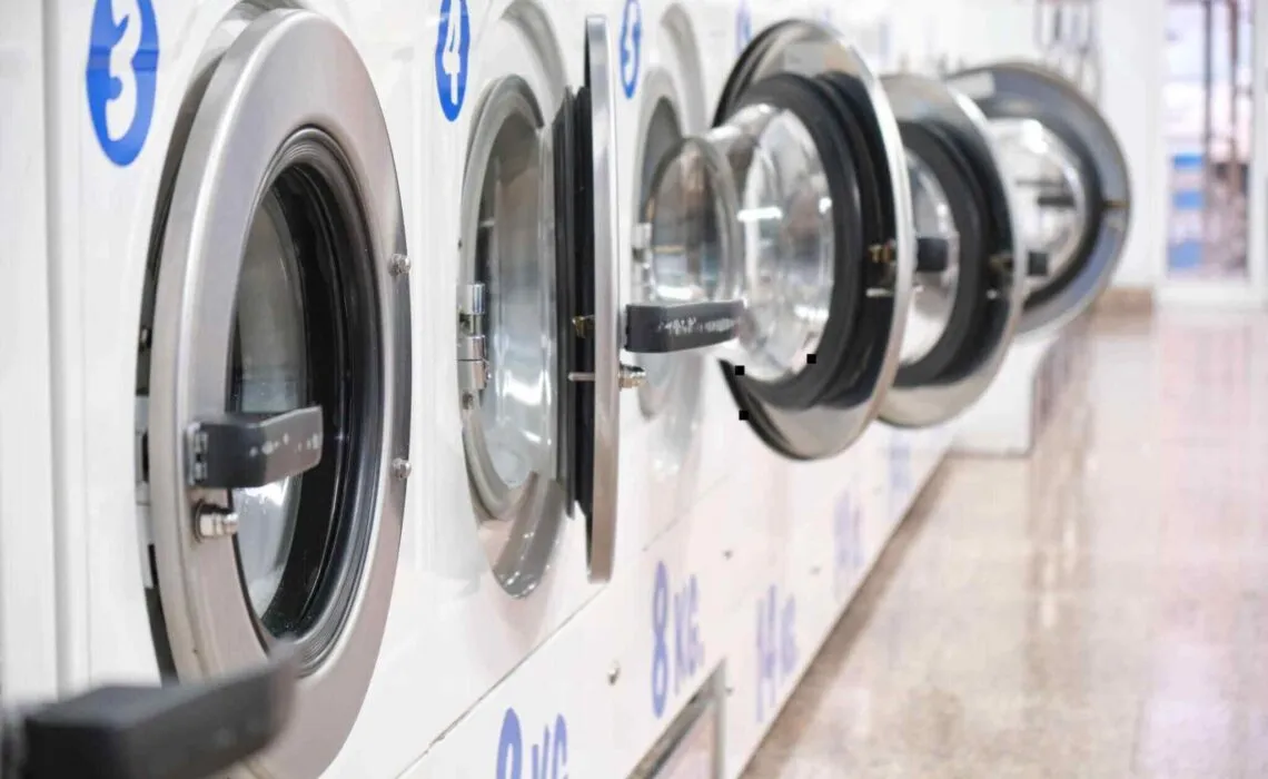 Choose the Right Laundry Services