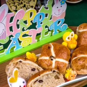 Hosting a Potluck Easter Dinner