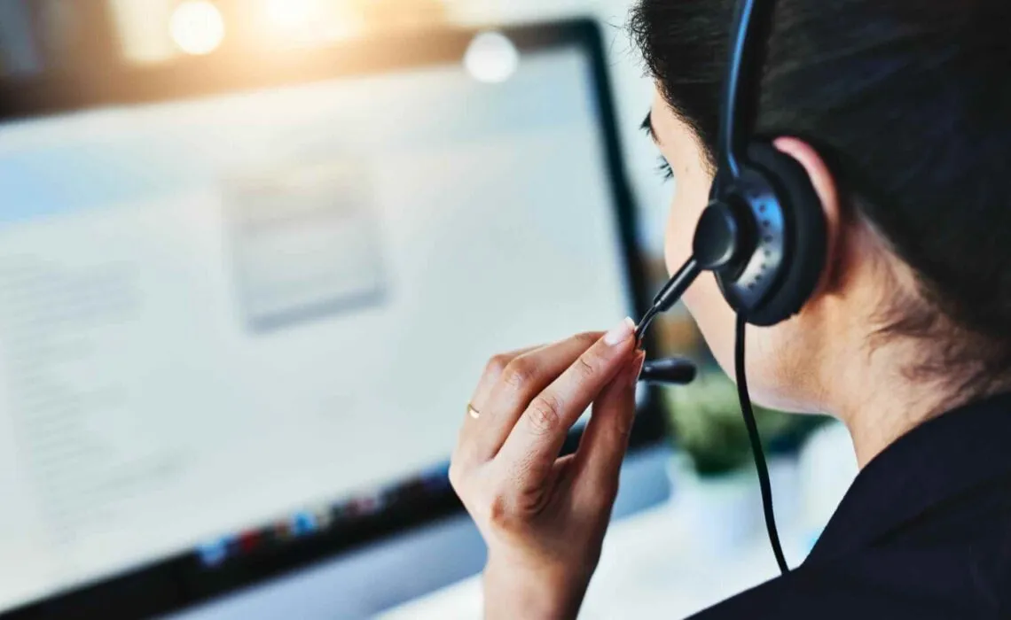 Communication Strategies Between IT Support