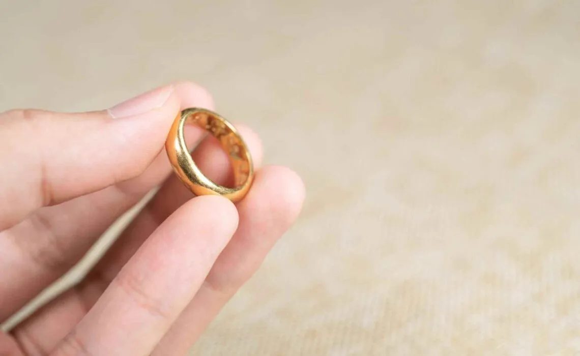 Ideal Men’s Wedding Band