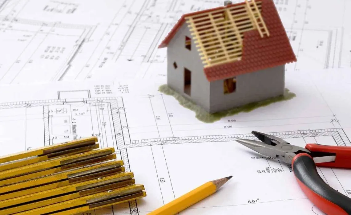 Minimalist vs. Maximalist Homes